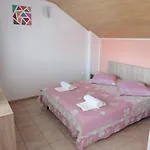 Bcm Family House 3* Două Mai